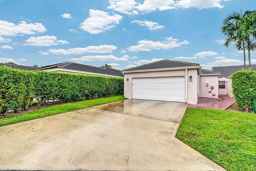 Unit for sale at 1048 Island Manor Drive, Greenacres, FL 33413