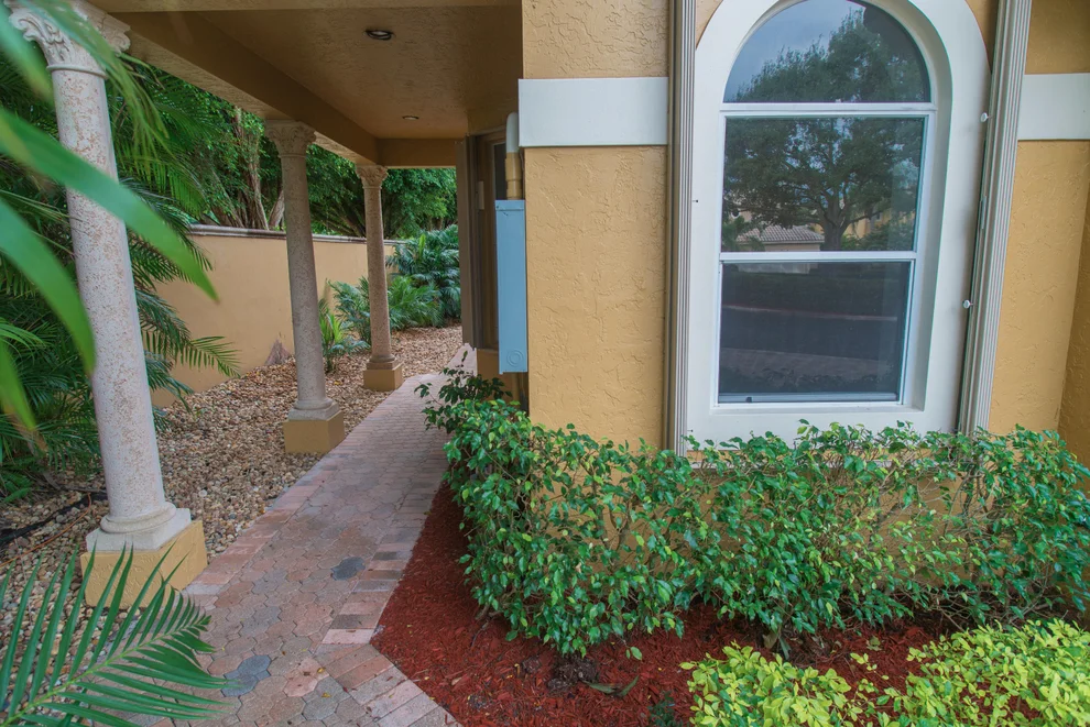 Unit for sale at 6601 NW 26th Way, Boca Raton, FL 33496