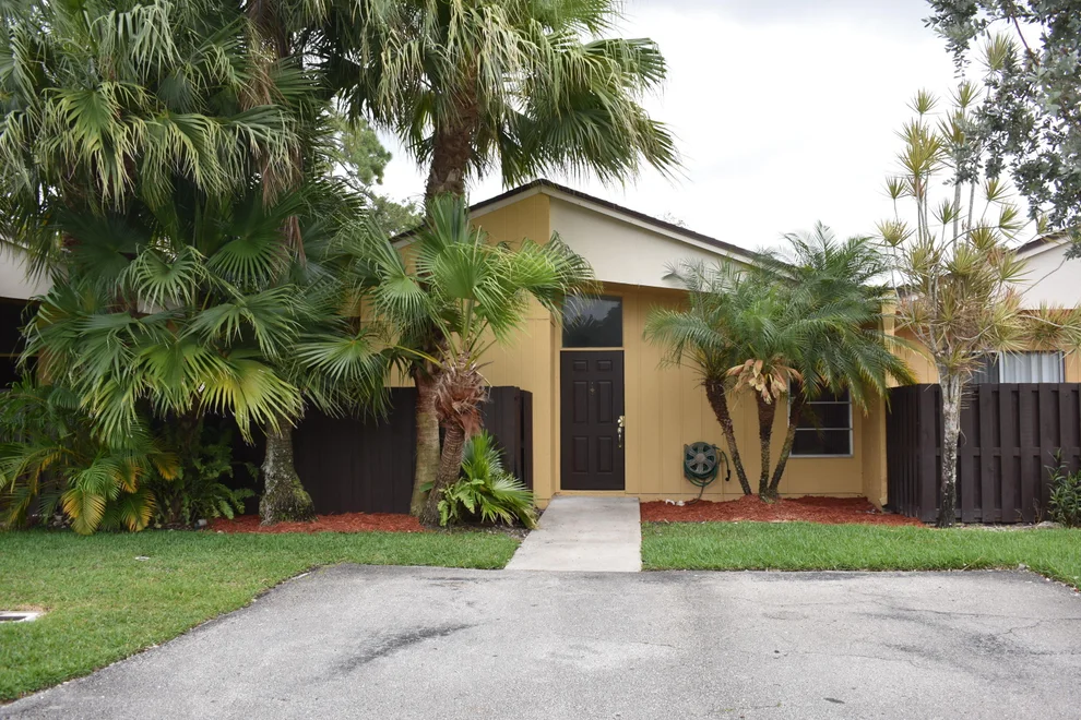 Unit for sale at 11726 Timbers Way, Boca Raton, FL 33428
