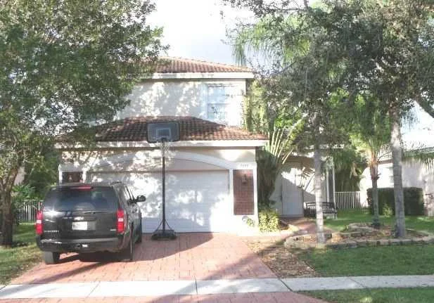 Unit for sale at 7833 NW 70th Avenue, Parkland, FL 33067