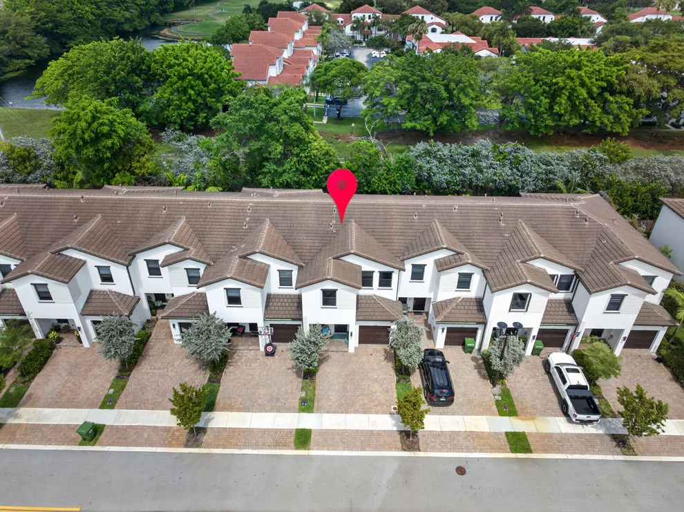 Unit for sale at 223 SW 159th Terrace, Pembroke Pines, FL 33027