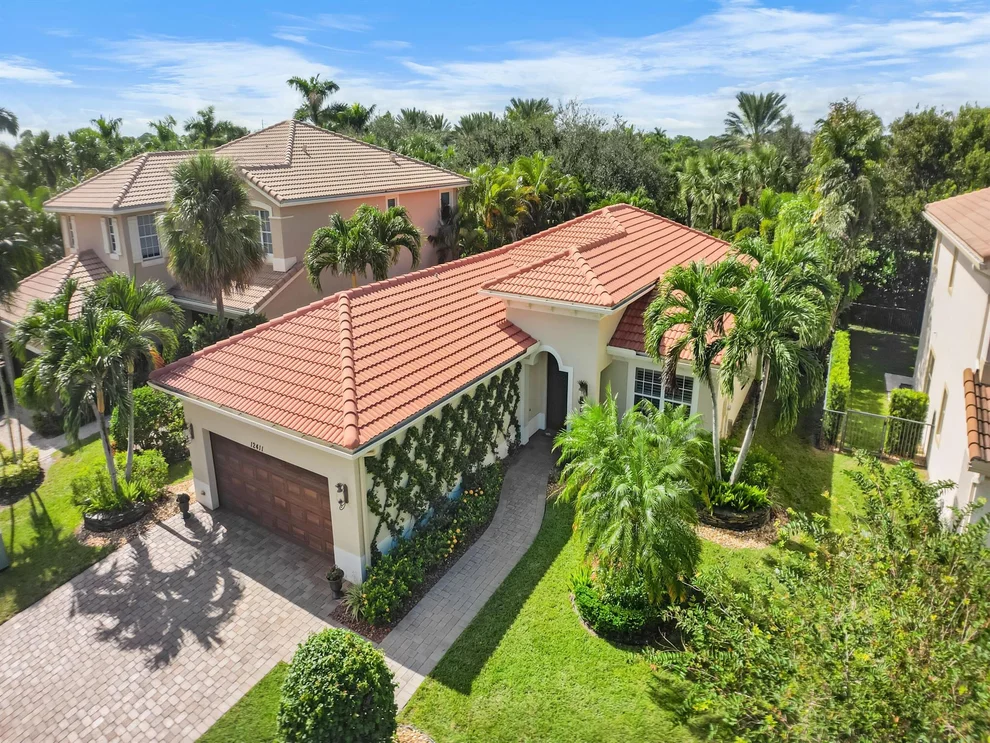 Unit for sale at 12411 Aviles Circle, Palm Beach Gardens, FL 33418
