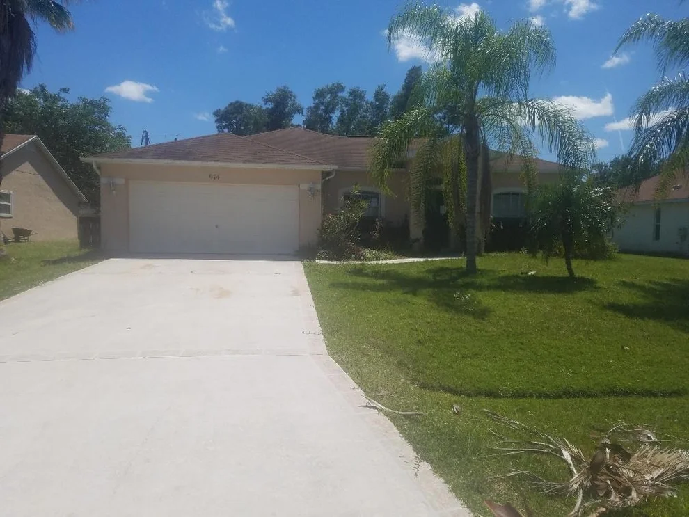 Unit for sale at 974 SE Albatross Avenue, Port St Lucie, FL 34983