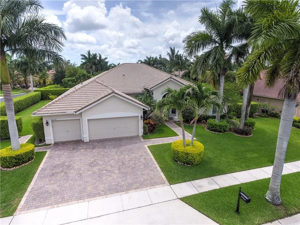 Unit for sale at 21224 Rock Ridge Drive, Boca Raton, FL 33428