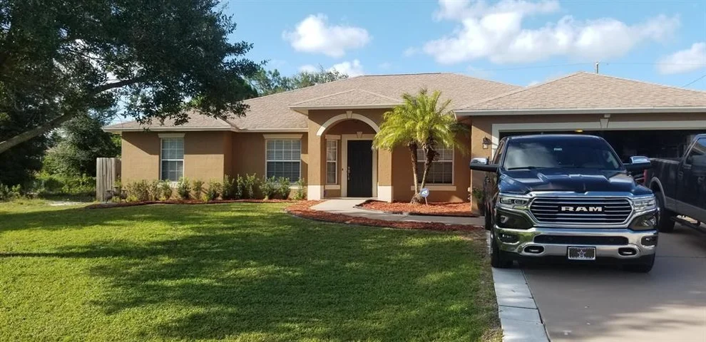 Unit for sale at 561 SW Lakota Avenue, Port St Lucie, FL 34953