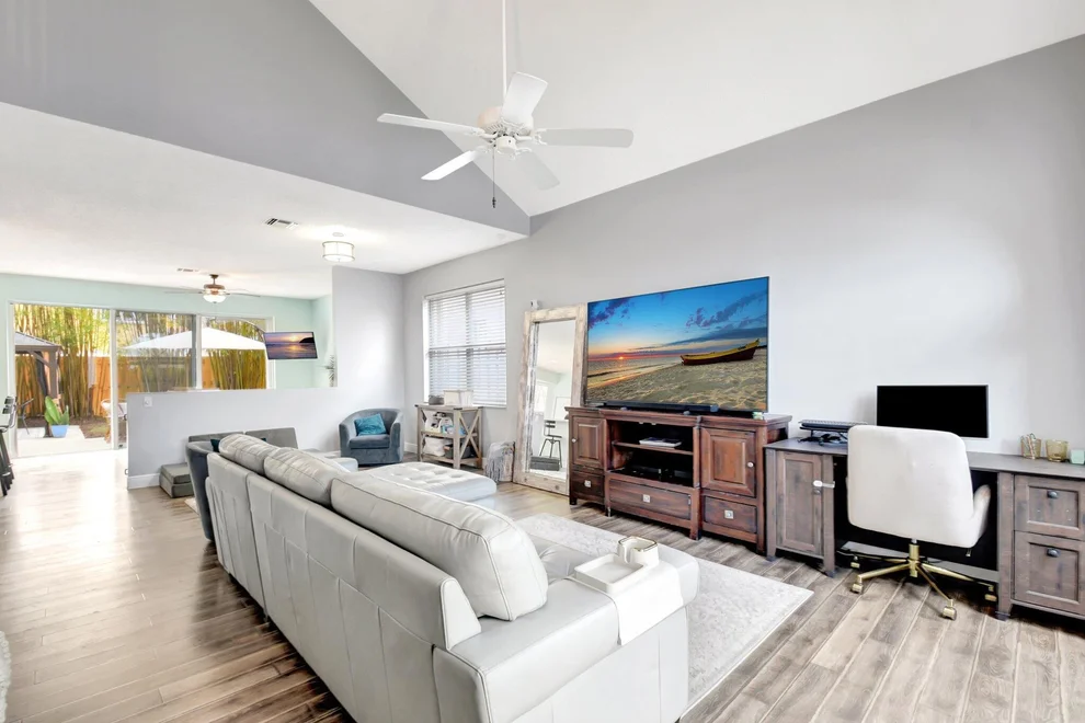Unit for sale at 7989 Lakewood Cove Court, Lake Worth, FL 33467
