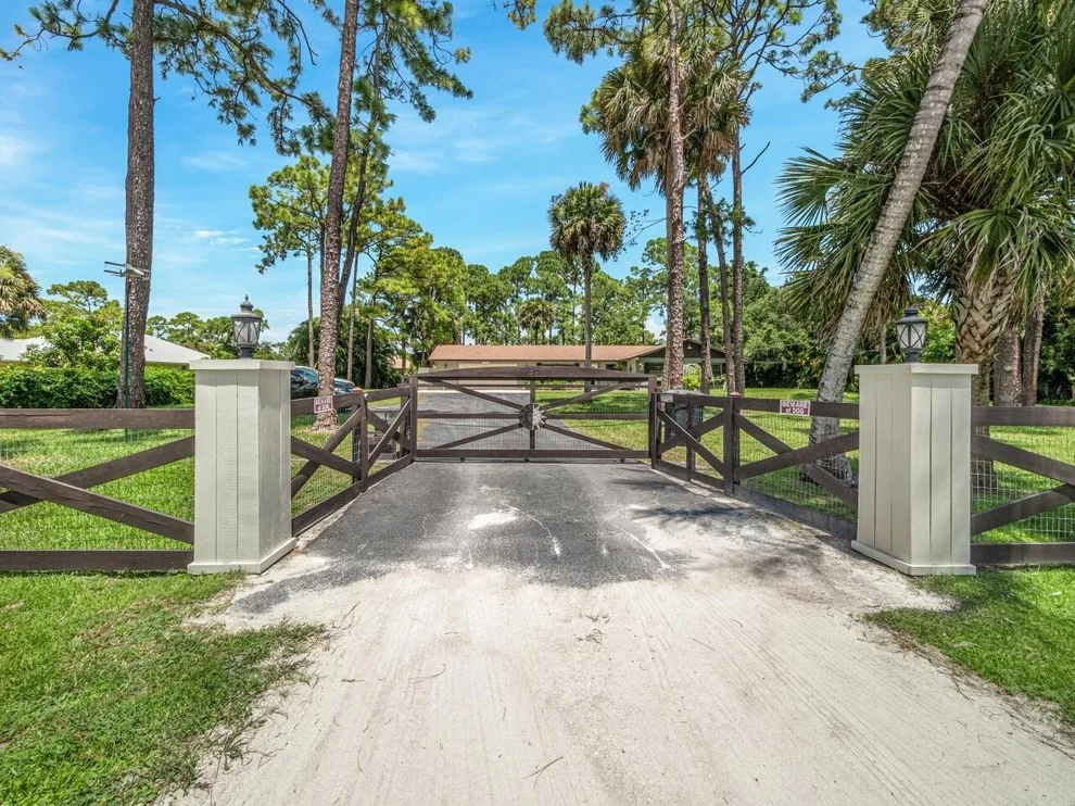 Unit for sale at 11919 56th Place N, West Palm Beach, FL 33411