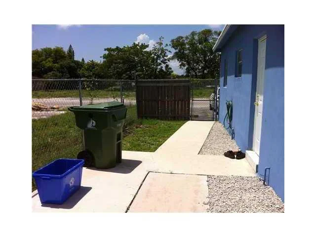 Unit for sale at 2121 NW 7th Street, Fort Lauderdale, FL 33311