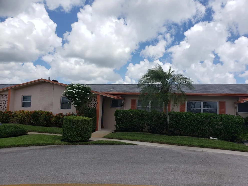 Unit for sale at 2655 Dudley Dr E, West Palm Beach, FL 33415