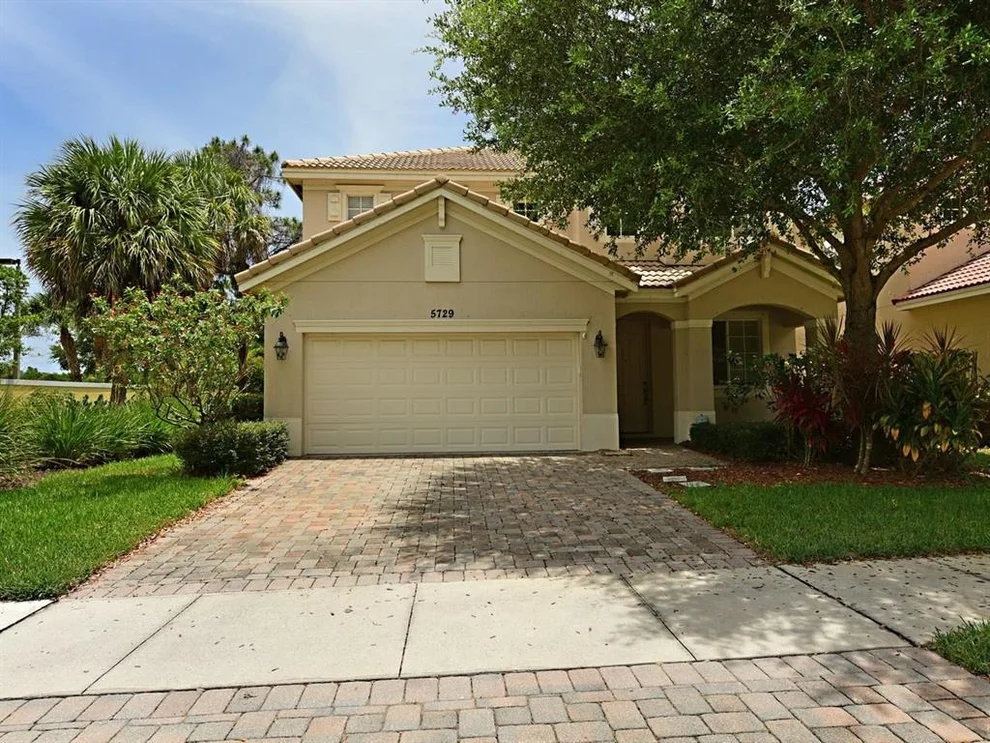 Unit for sale at 5729 SE Crooked Oak Avenue, Hobe Sound, FL 33455