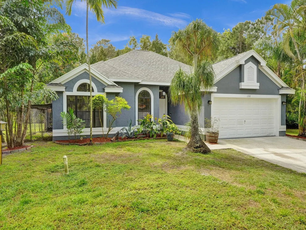 Unit for sale at 13392 63rd Lane N, The Acreage, FL 33412