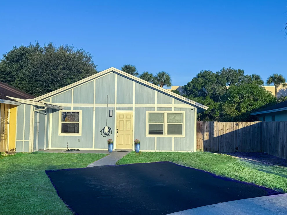 Unit for sale at 8715 Satalite Terrace, West Palm Beach, FL 33403