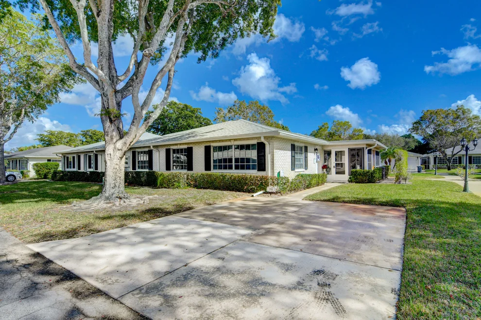 Unit for sale at 10126 S 44th Terrace S, Boynton Beach, FL 33436