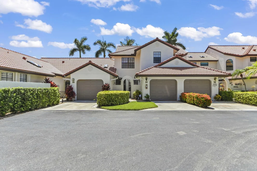 Unit for sale at 5965 Parkwalk Drive, Boynton Beach, FL 33472