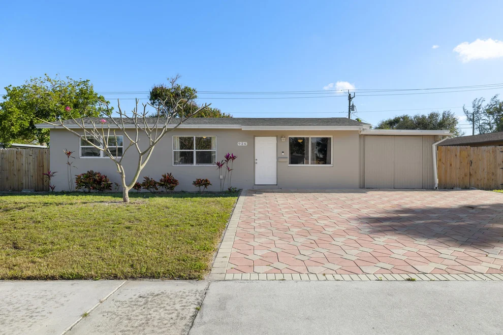 Unit for sale at 926 W Jasmine Drive, Lake Park, FL 33403