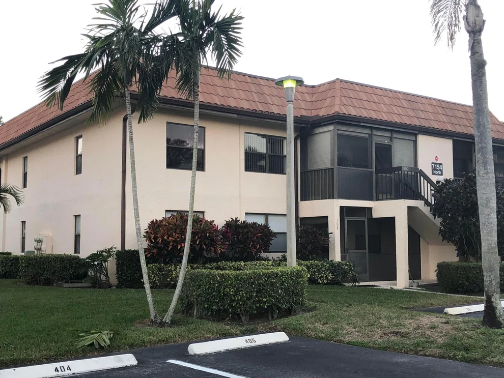 Unit for sale at 7154 Golf Colony Court, Lake Worth, FL 33467