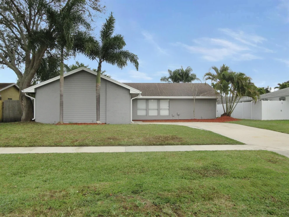 Unit for sale at 5321 Fox Valley Trail, Lake Worth, FL 33463