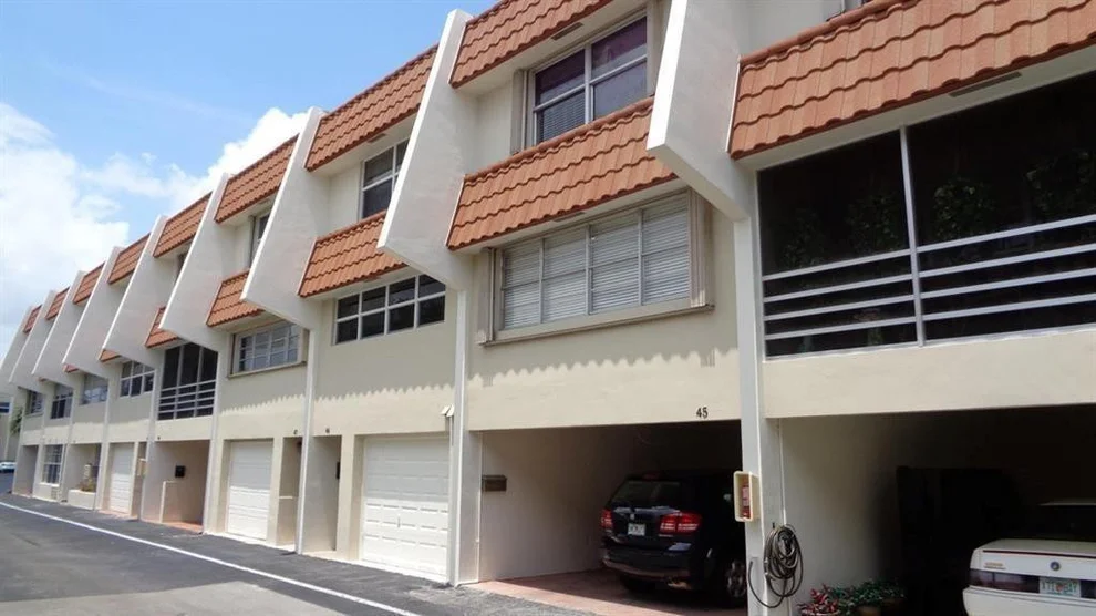 Unit for sale at 5555 N OCEAN Boulevard, Lauderdale By The Sea, FL 33308