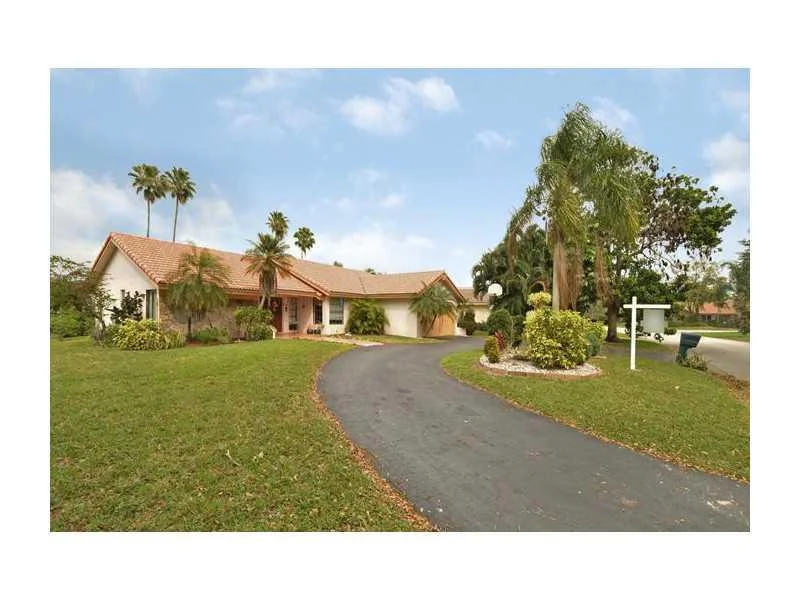 Unit for sale at 8477 NW 1st Street, Coral Springs, FL 33071