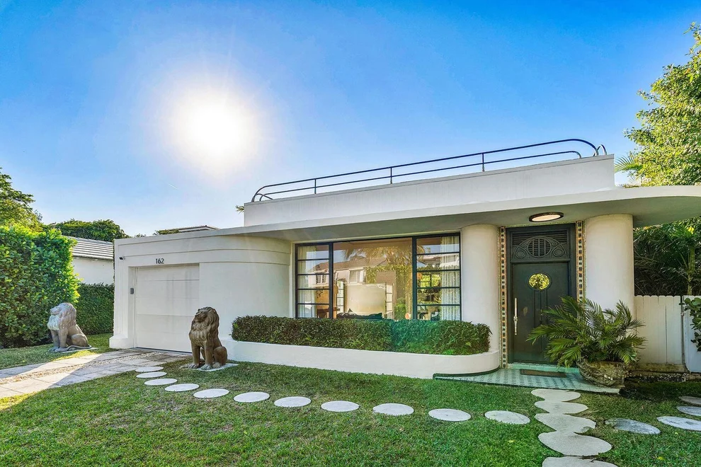 Unit for sale at 162 Peruvian Avenue, Palm Beach, FL 33480