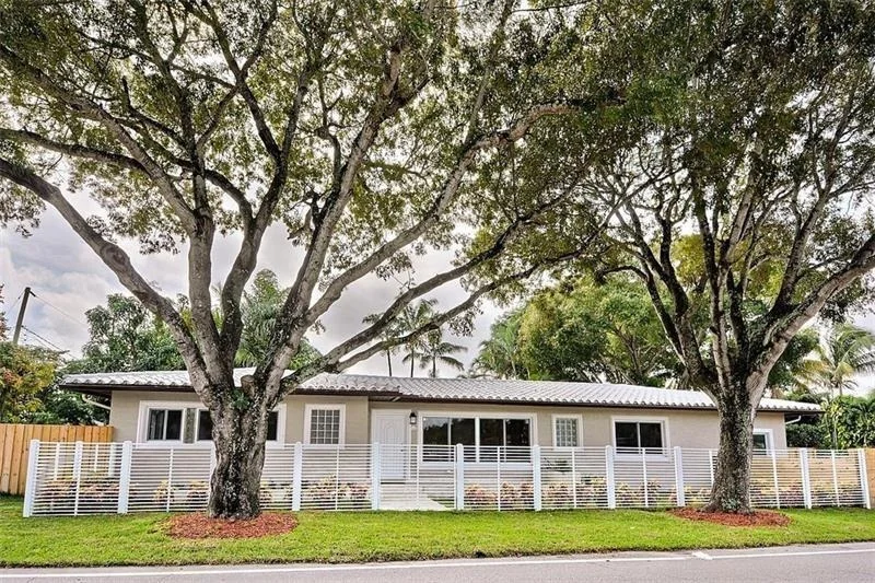 Unit for sale at 1000 NE 6th Street, Fort Lauderdale, FL 33304