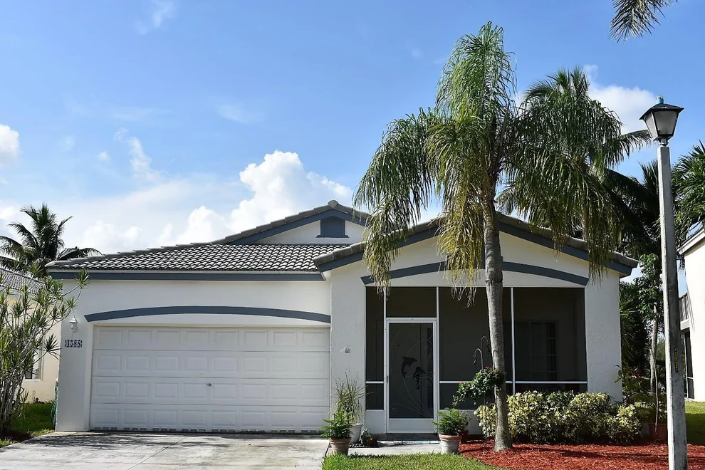 Unit for sale at 4588 SW 14th Street, Deerfield Beach, FL 33442