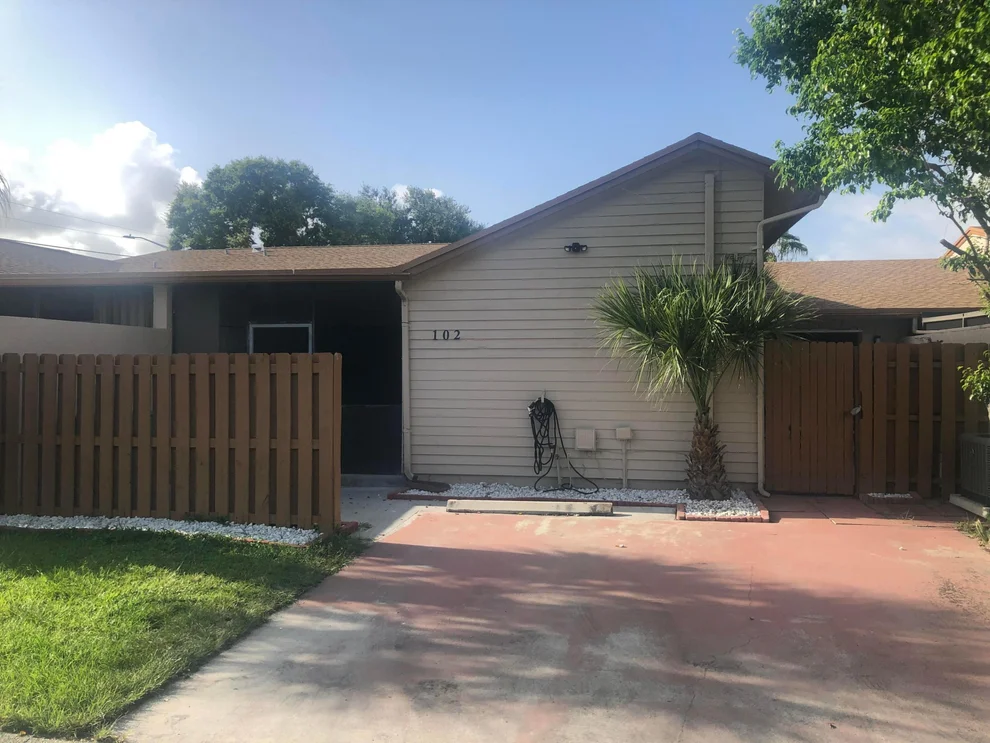 Unit for sale at 2400 SW 19th Avenue, Boynton Beach, FL 33426