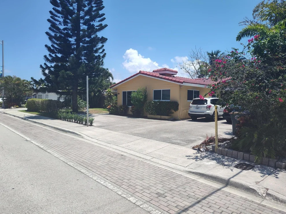 Unit for sale at 2210 NE 36th Street, Lighthouse Point, FL 33064