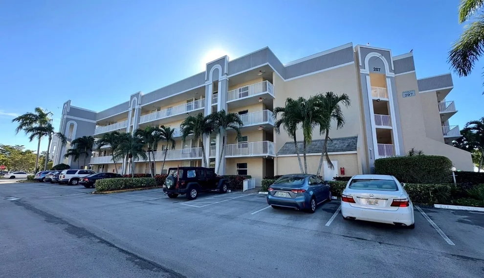 Unit for sale at 10382 NW 24th Place, Sunrise, FL 33322