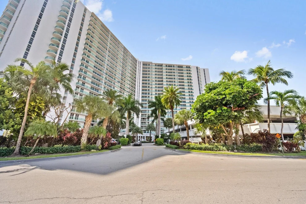 Unit for sale at 100 Bayview Drive, Sunny Isles Beach, FL 33160
