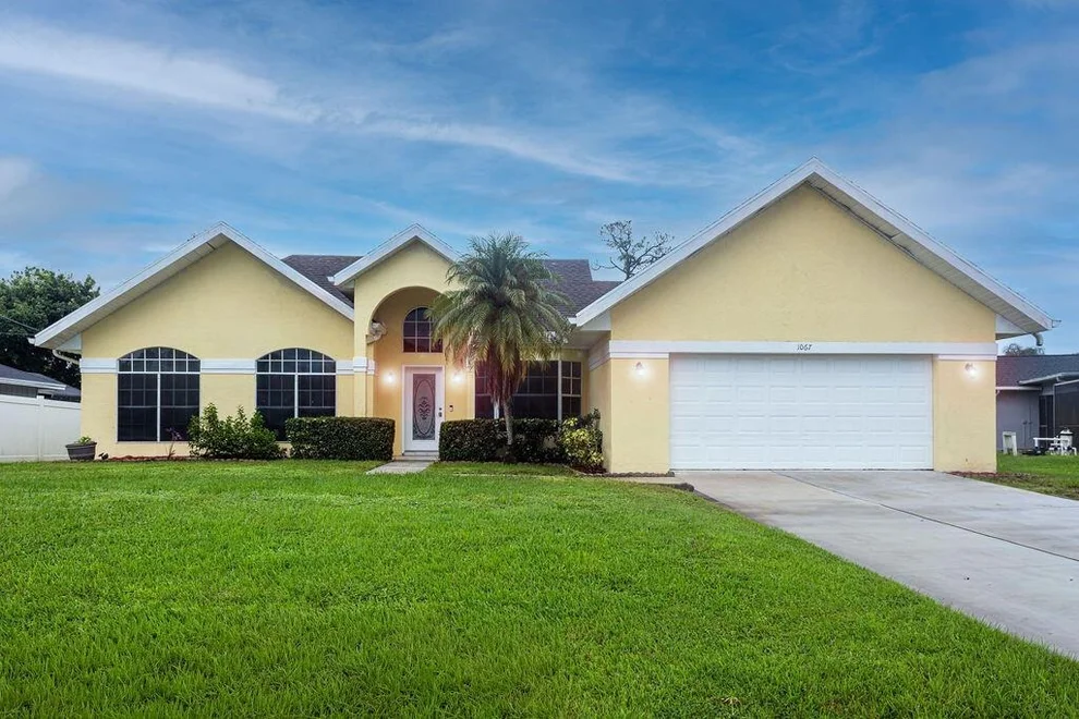 Unit for sale at 1067 SE Floresta Drive E, Port St Lucie, FL 34983
