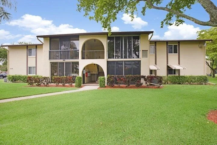 Unit for sale at 306 Pine Ridge Circle, Greenacres, FL 33463