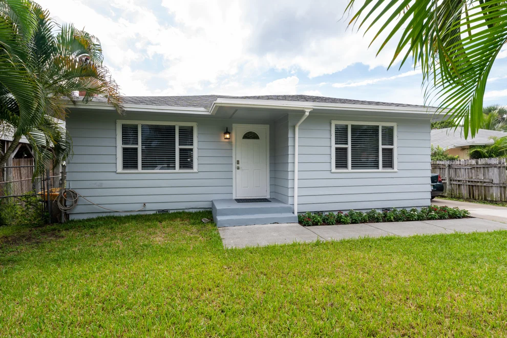 Unit for sale at 602 N 5th Street, Lantana, FL 33462