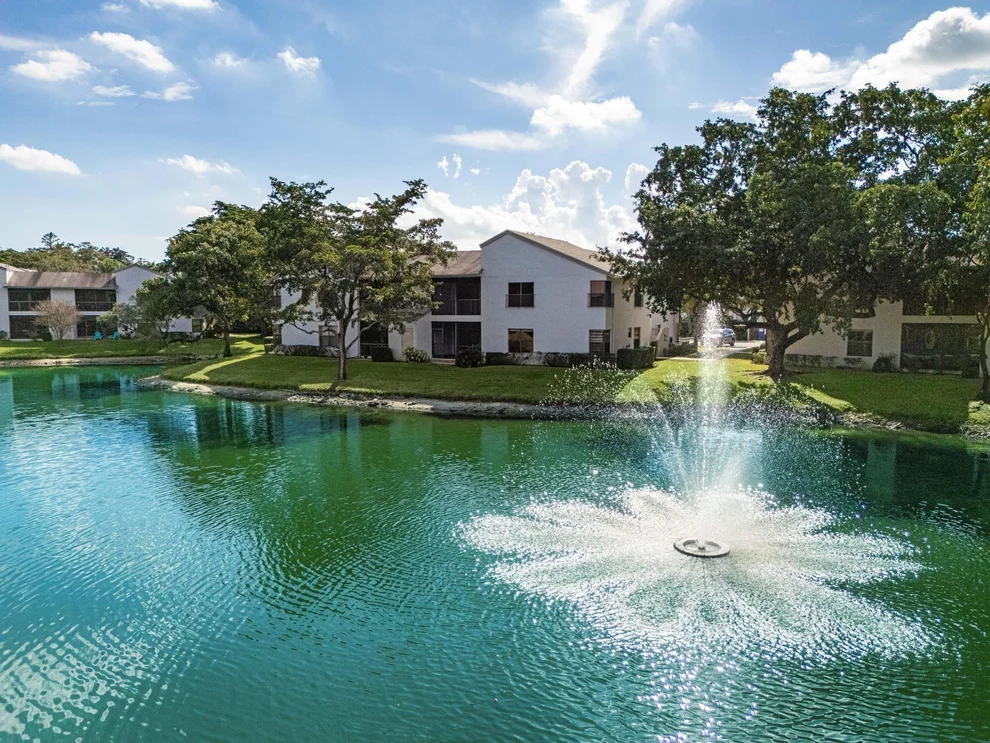 Unit for sale at 4828 NW 22nd Street, Coconut Creek, FL 33063