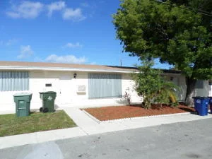 Unit for sale at 417-419 SW 8th Street, Hallandale Beach, FL 33009