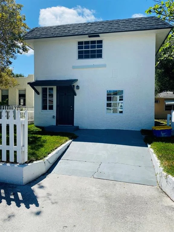 Unit for sale at 515 N D Street, Lake Worth Beach, FL 33460