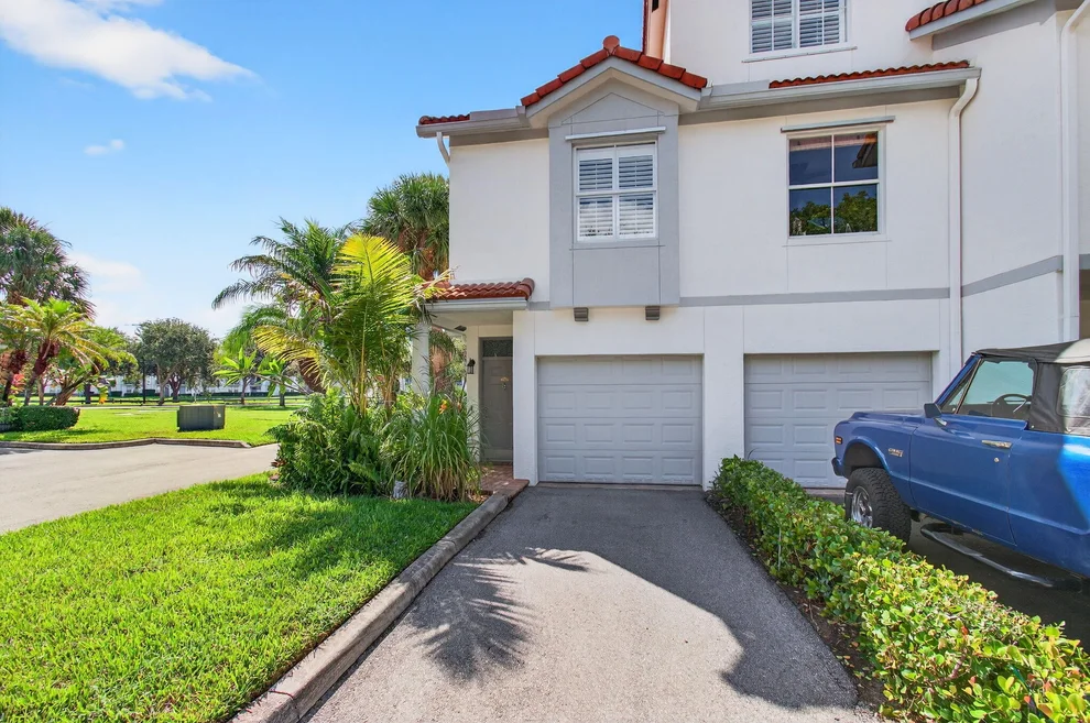 Unit for sale at 2056 Alta Meadows Lane, Delray Beach, FL 33444