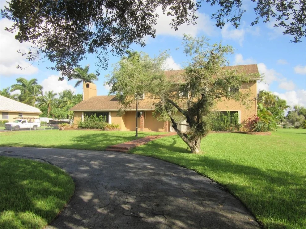 Unit for sale at 15431 SW 31st Street, Davie, FL 33331