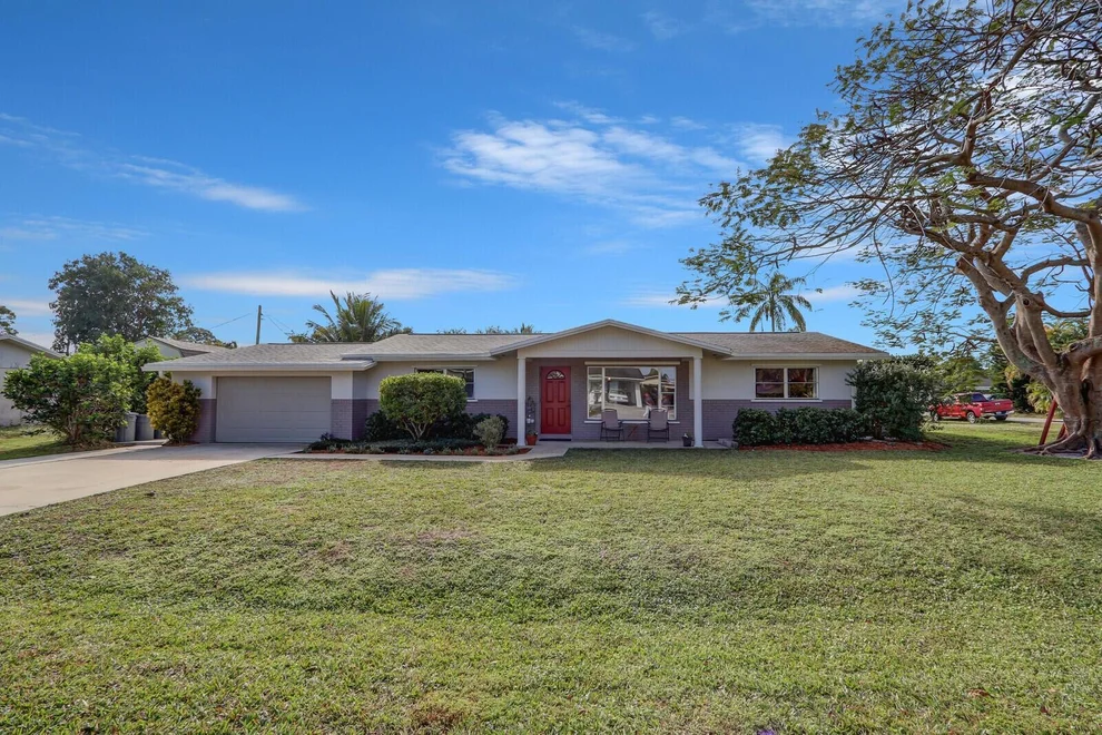 Unit for sale at 2222 SE Jackson Street, Stuart, FL 34997