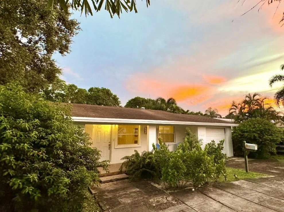 Unit for sale at 660 NE 33rd Street, Oakland Park, FL 33334