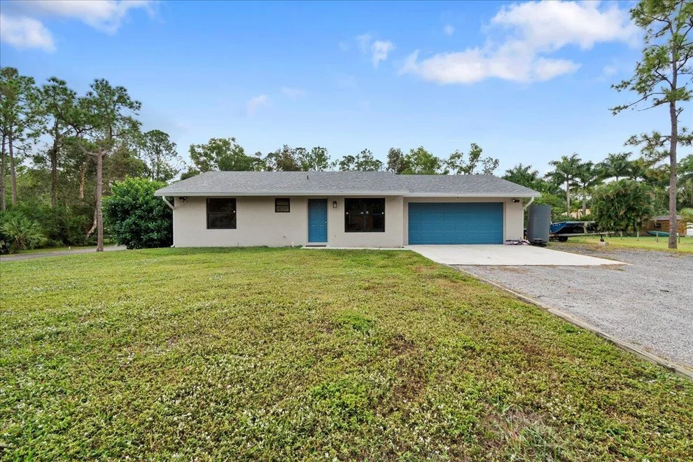 Unit for sale at 13392 N 69th Street N, The Acreage, FL 33412