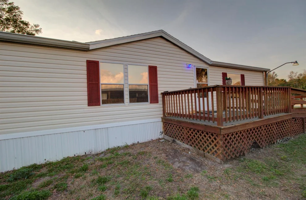 Unit for sale at 3832 SE 25th Street, Okeechobee, FL 34974