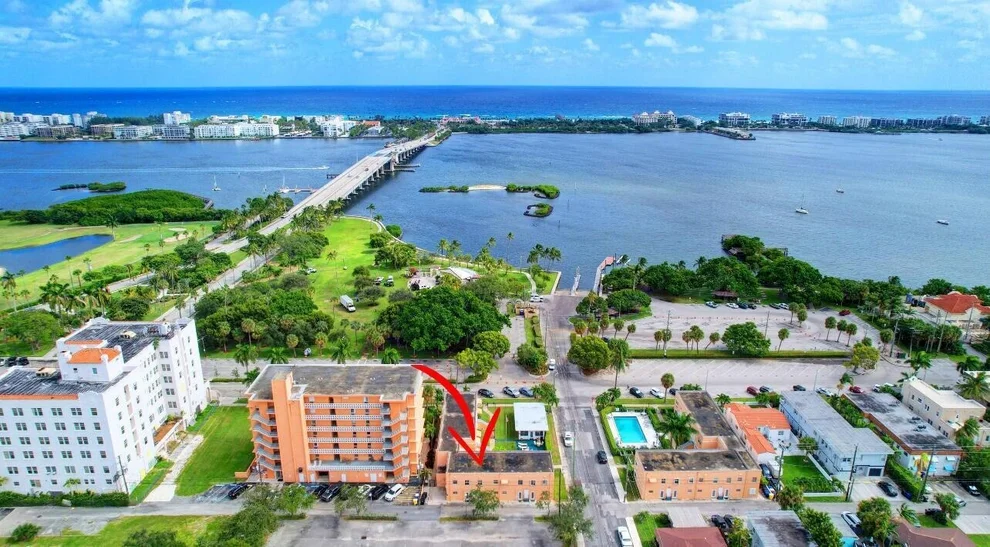Unit for sale at 31 S Golfview Road, Lake Worth Beach, FL 33460