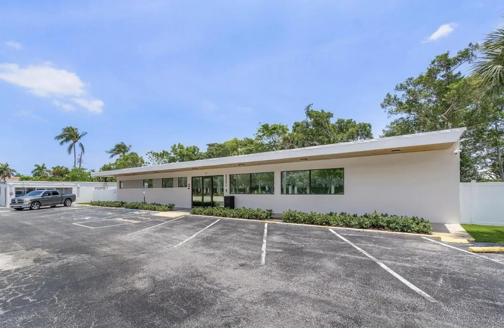 Unit for sale at 3351 N Federal Highway, Boynton Beach, FL 33483