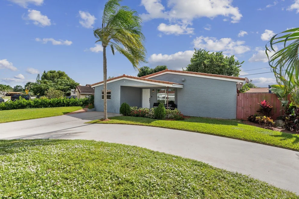 Unit for sale at 3470 SW 15th Court, Fort Lauderdale, FL 33312