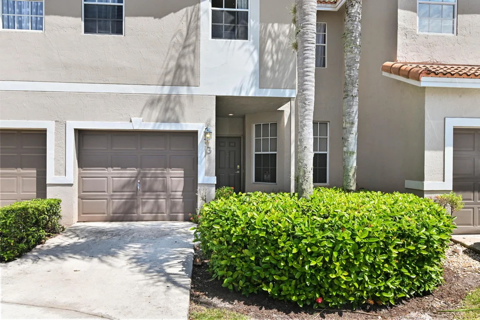 Unit for sale at 20950 Via Jasmine, Boca Raton, FL 33428