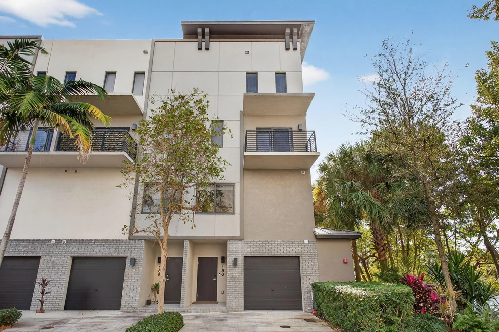 Unit for sale at 196 SE 4th Terrace, Pompano Beach, FL 33060