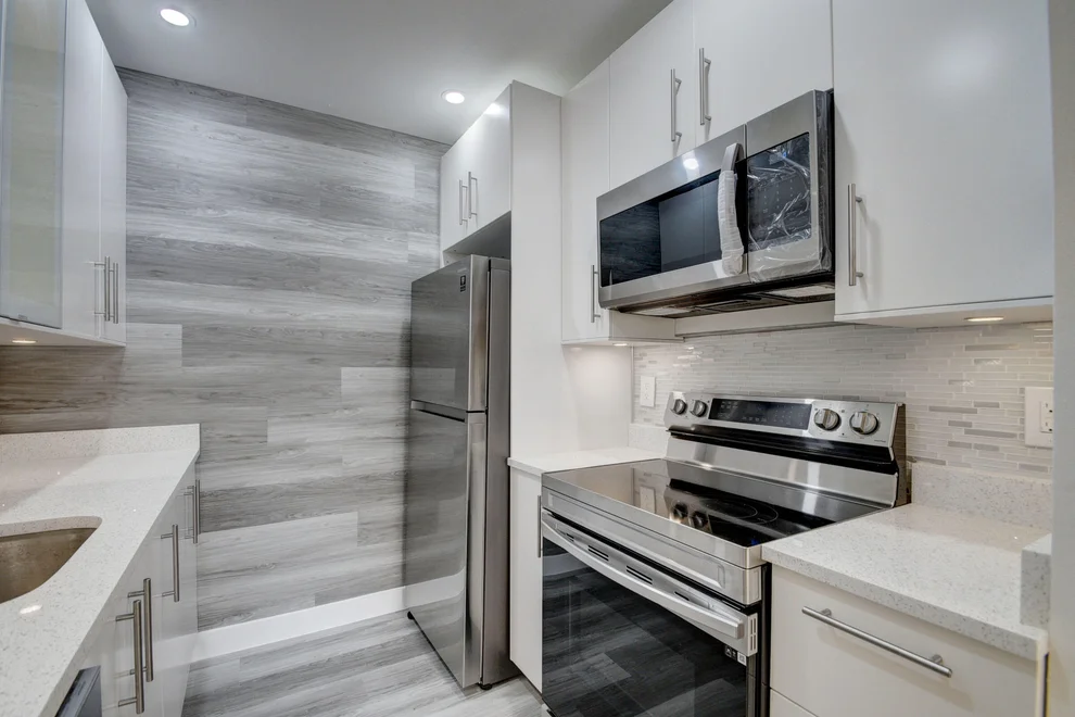 Unit for sale at 29 Norwich B, West Palm Beach, FL 33417