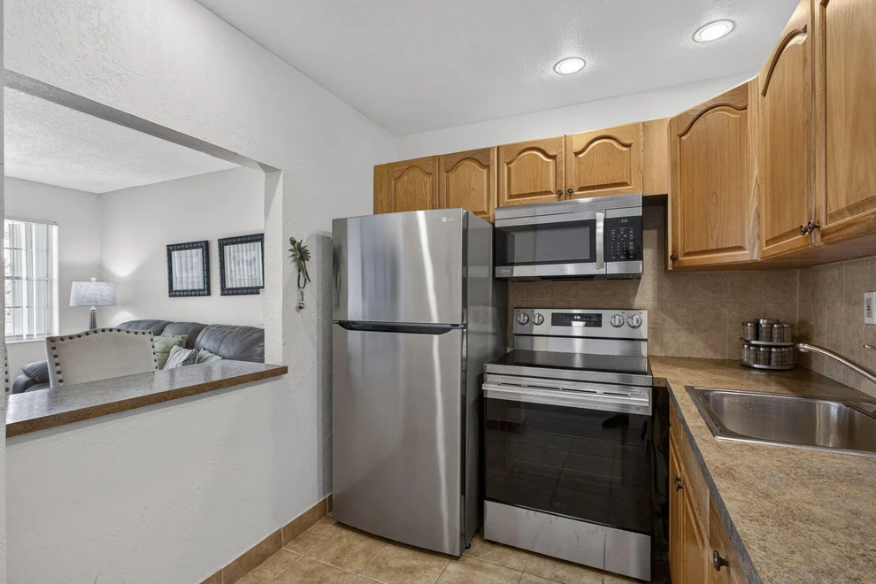 Unit for sale at 181 Bedford G, West Palm Beach, FL 33417
