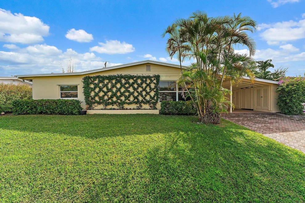 Unit for sale at 528 Captains Road, North Palm Beach, FL 33408